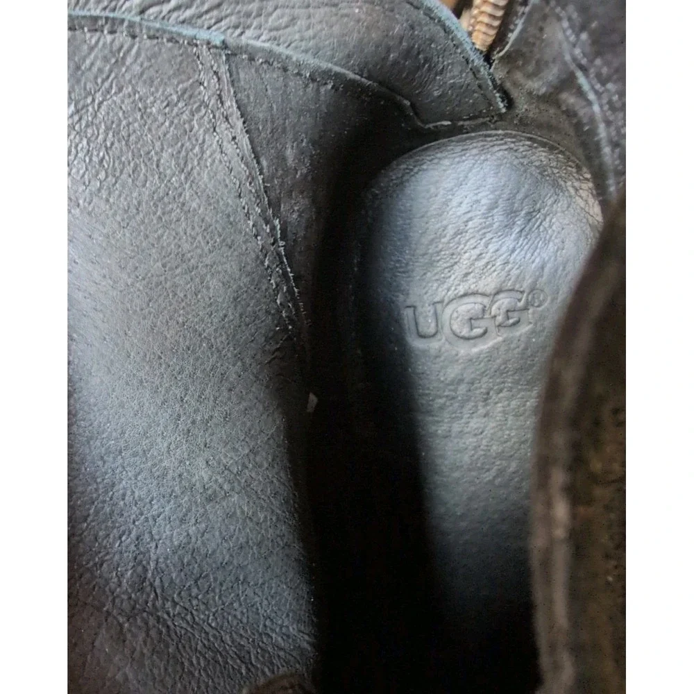 UGG Women's CORIN Ankle Boot 8 US  Black Suede NWOB $140‎ MSRP